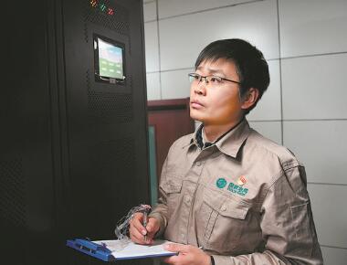 做電網安全運行的守護者——記天津城西供電公司電力調度控制中心主任仝新宇