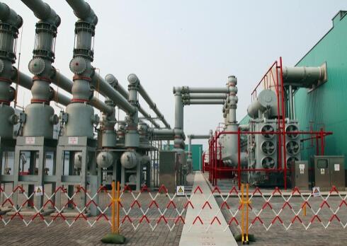 國內最大特高壓“穩壓器”竣工投產