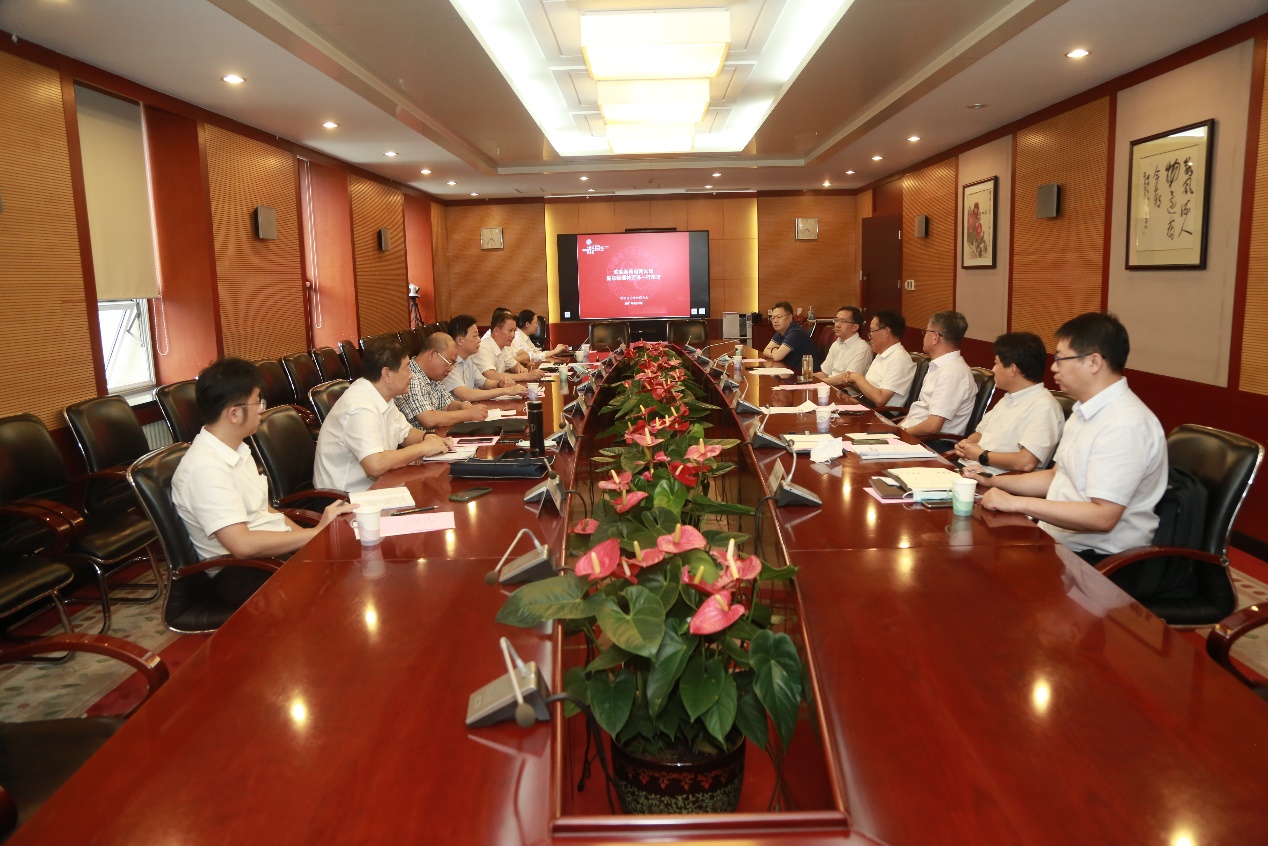 海南電網公司副總經理林芳澤一行來訪中電聯