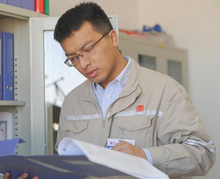 張銳：穩電保供的“電力工匠”