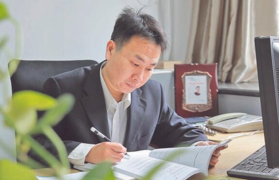 王浩:以技術創(chuàng)新提升工作質效