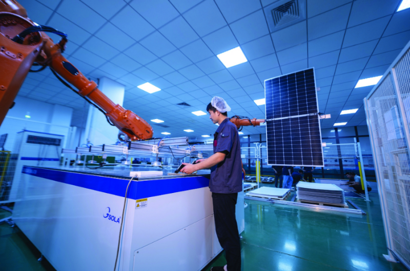 比達(dá)65%！光伏產(chǎn)業(yè)走向海內(nèi)外市場(chǎng)