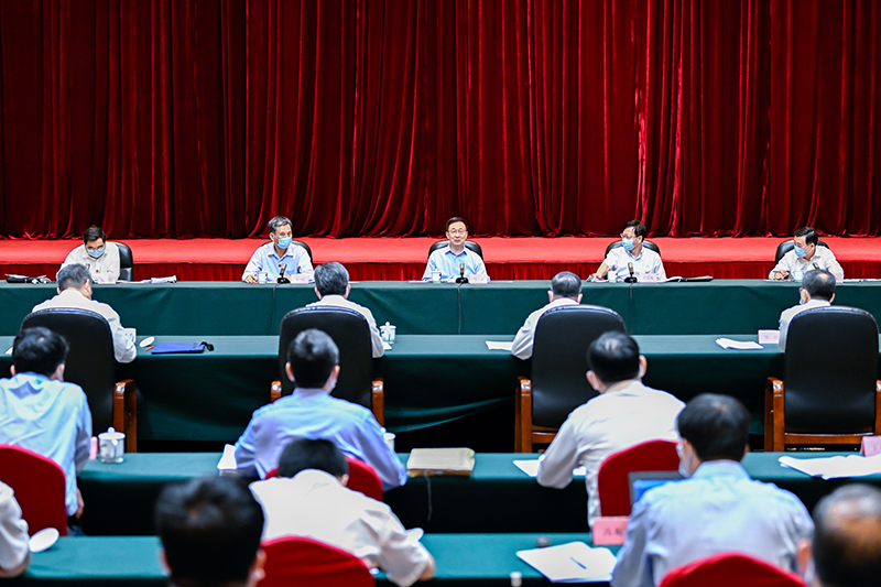 韓正:推動煤電聯營和煤電與可再生能源聯營