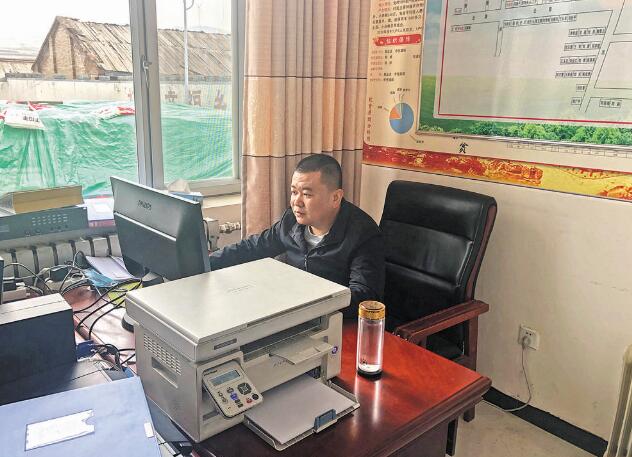 駐村書記王維:“村民需要啥,我們就干啥”