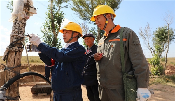 康巴什供電公司:堅守崗位服務群眾 喜迎二十大