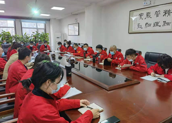 烏海市千里山供電公司:宣貫《車輛管理標(biāo)準(zhǔn)》,加強(qiáng)車輛日常管理