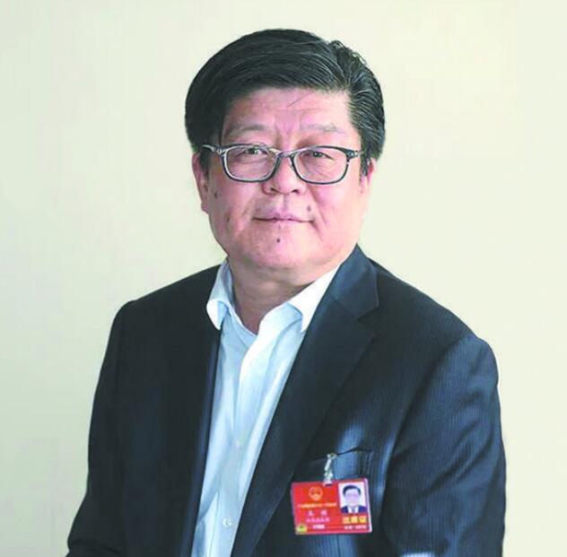 推動綠色產業發展 助力實現“雙碳”目標——訪全國人大代表、金晶(集團)有限公司董事長王剛