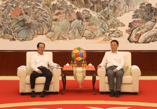 中國(guó)電建黨委書記、董事長(zhǎng)丁焰章拜會(huì)廣西壯族自治區(qū)黨委書記劉寧、自治區(qū)主席藍(lán)天立