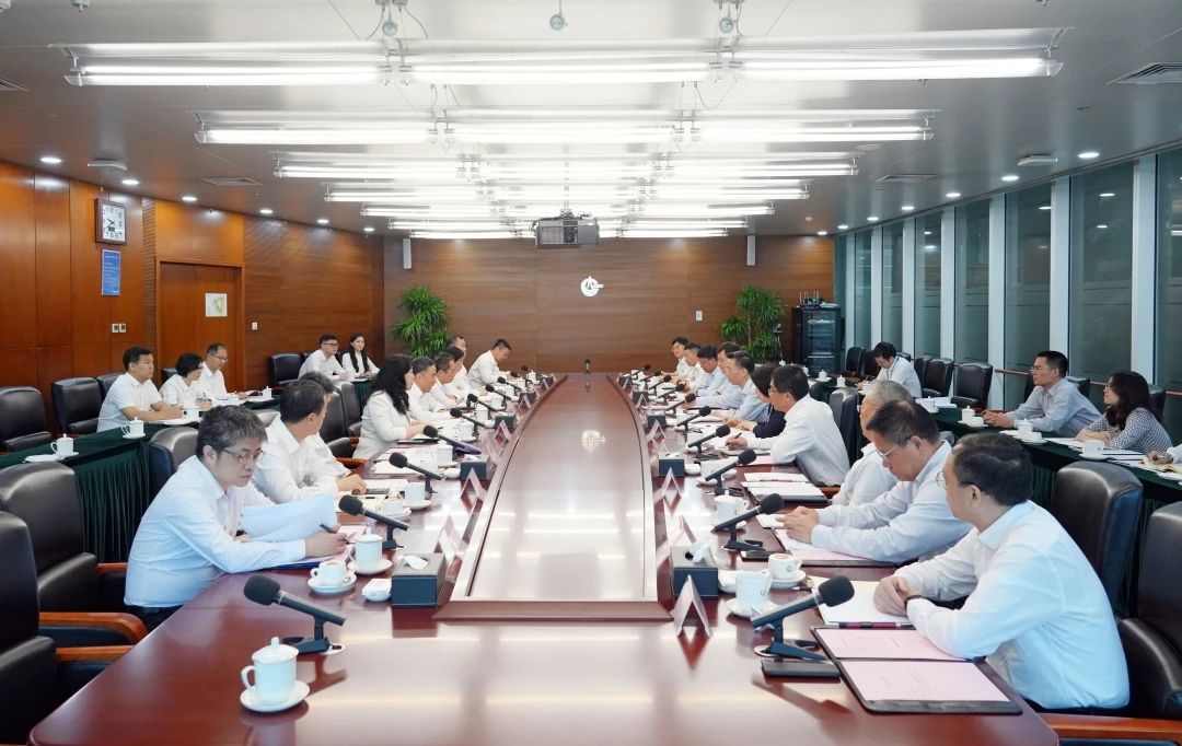 中國能建黨委書記、董事長宋海良與中國海油黨組書記、董事長汪東進會談