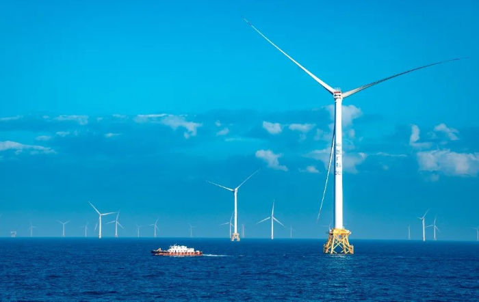 中廣核惠州港口二75萬千瓦海上風電項目首批風機并網發電