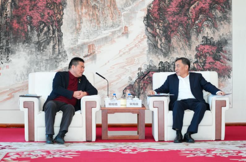 宋海良與“三新”聯盟成員遠東控股集團創始人、董事局主席蔣錫培會談