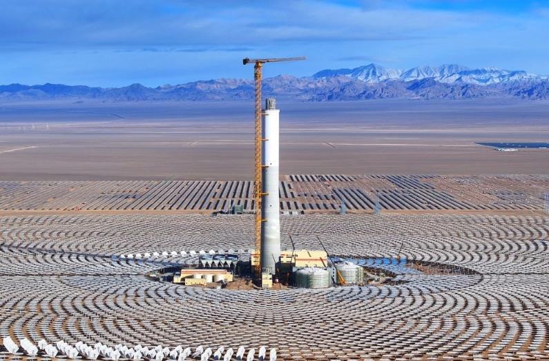 甘肅在建單機規模最大“光熱+光伏”項目加速推進