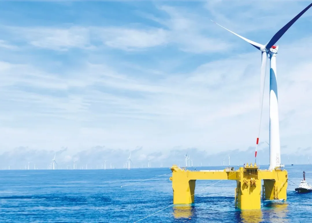 三峽引領號：漂在海上發電的巨型“不倒翁”
