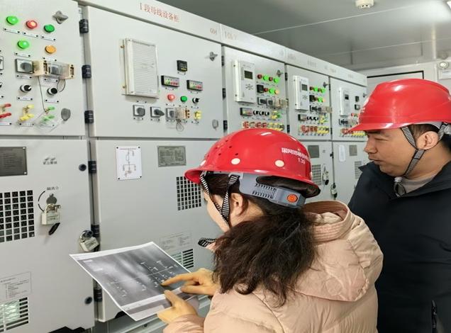 國網涉縣供電公司電力調控中心全力保障電網平穩度夏