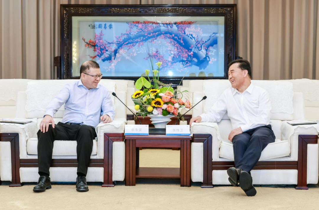 明陽集團董事長張傳衛會見道達爾能源中國區主席俞永堅