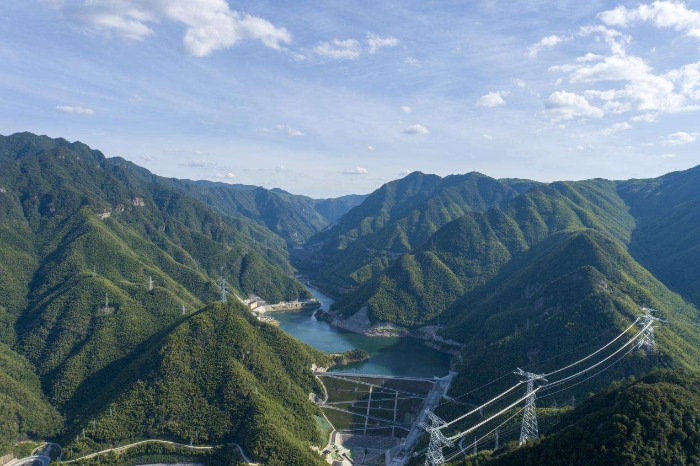 長龍山抽水蓄能電站助力電網平穩度夏