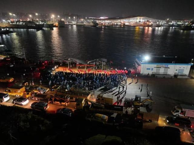 南方電網(wǎng)再派5500人隊伍,支援海南搶修復(fù)電