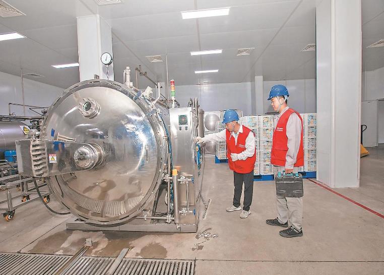 河北青龍:“所長直通車”服務板栗加工