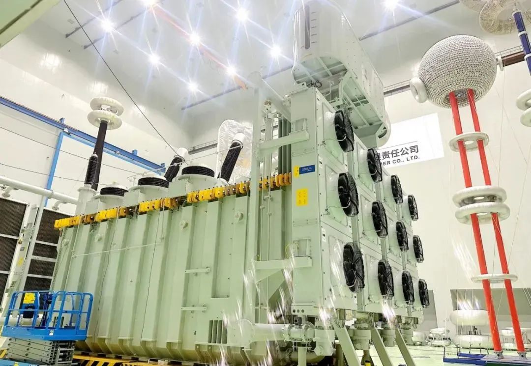 中國西電成功研制國內首臺容量最大的三相一體