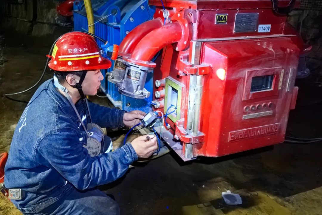 國能烏海能源路天礦業公司完成綜掘機遠程數控監測系統改造